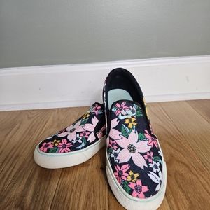 NIKE TOKI FLORAL WOMENS SIZE 6.5 VERY GOOD PRE-OWNED CONDITION